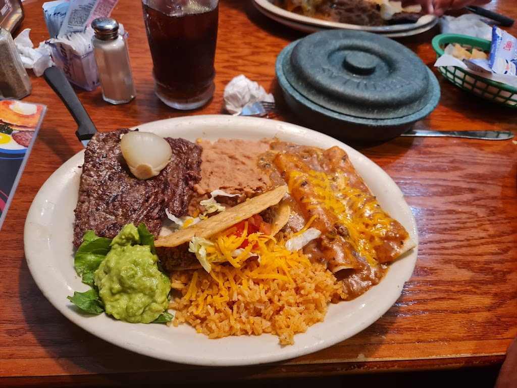 Dannys Restaurant | restaurant | 4402 San Bernardo Ave, Laredo, TX 78041, USA | 9567261139 OR +1 956-726-1139