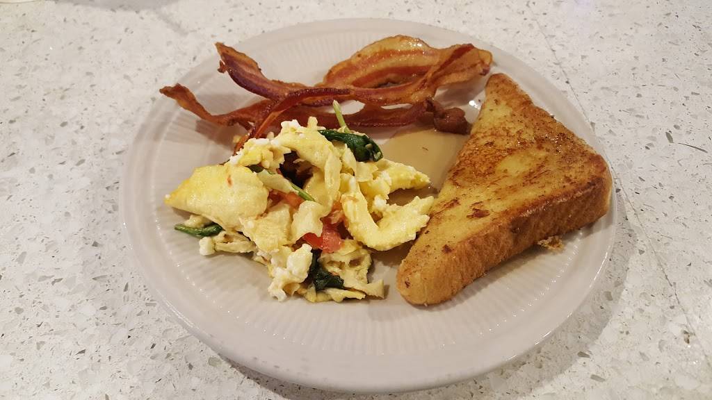 Bordeaux [Wine. Food. Spirits] | restaurant | 925 South Creyts Road [Inside Crowne Plaza], Lansing, MI 48917, USA | 5173234190 OR +1 517-323-4190