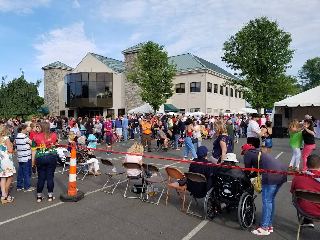 Portuguese Cultural Center | restaurant | 65 Sand Pit Rd, Danbury, CT 06810, USA | 2037481278 OR +1 203-748-1278