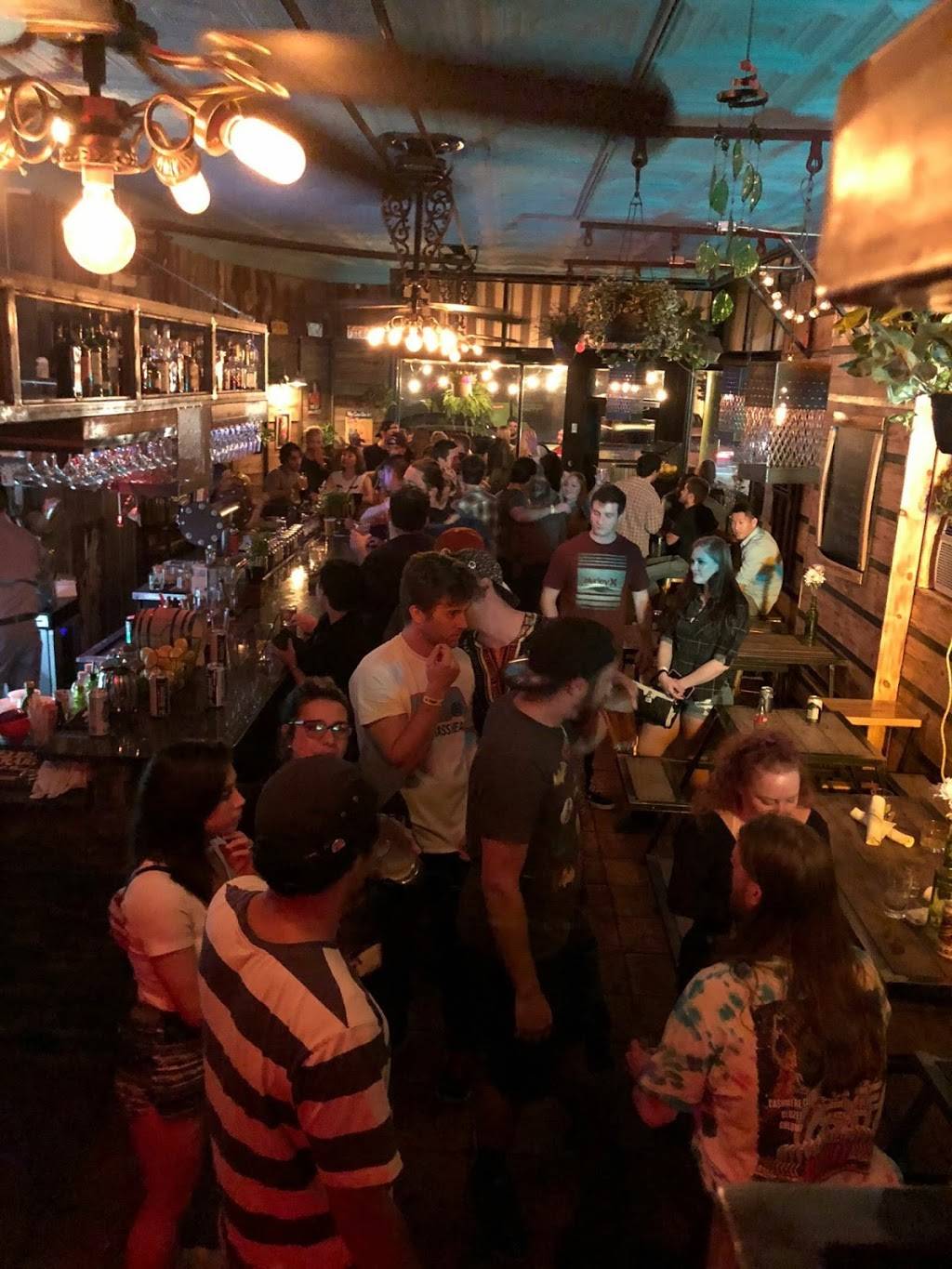 Pik Nik | restaurant | 2301 W Main St, Richmond, VA 23220, USA | 8043582514 OR +1 804-358-2514