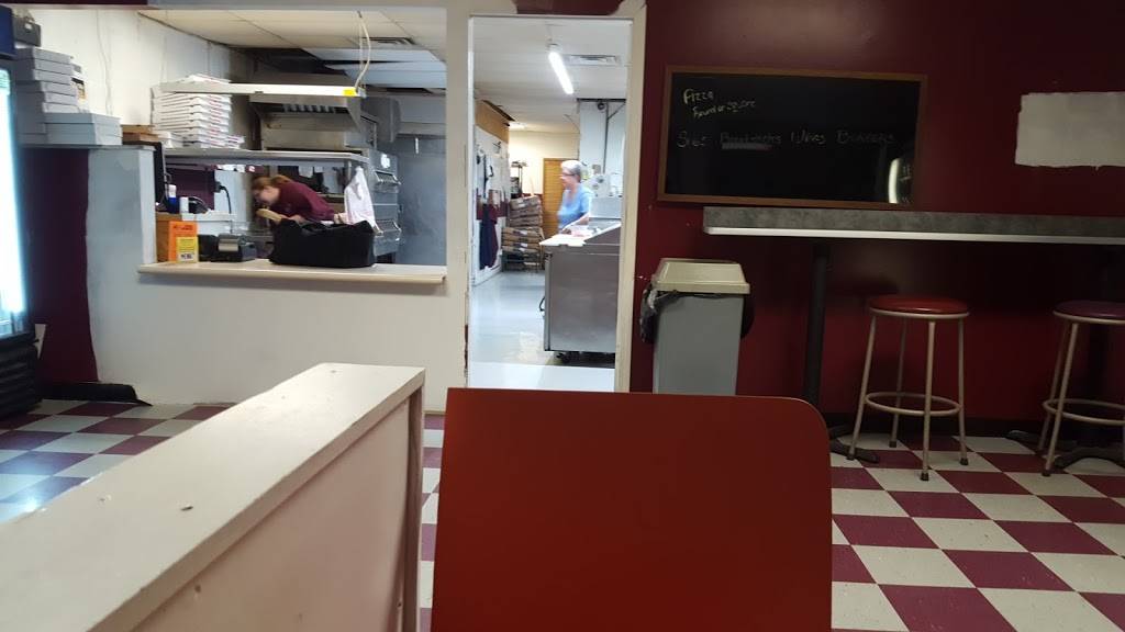 Pizza Express | meal takeaway | 55800 National Rd, Bridgeport, OH 43912, USA | 7406331661 OR +1 740-633-1661