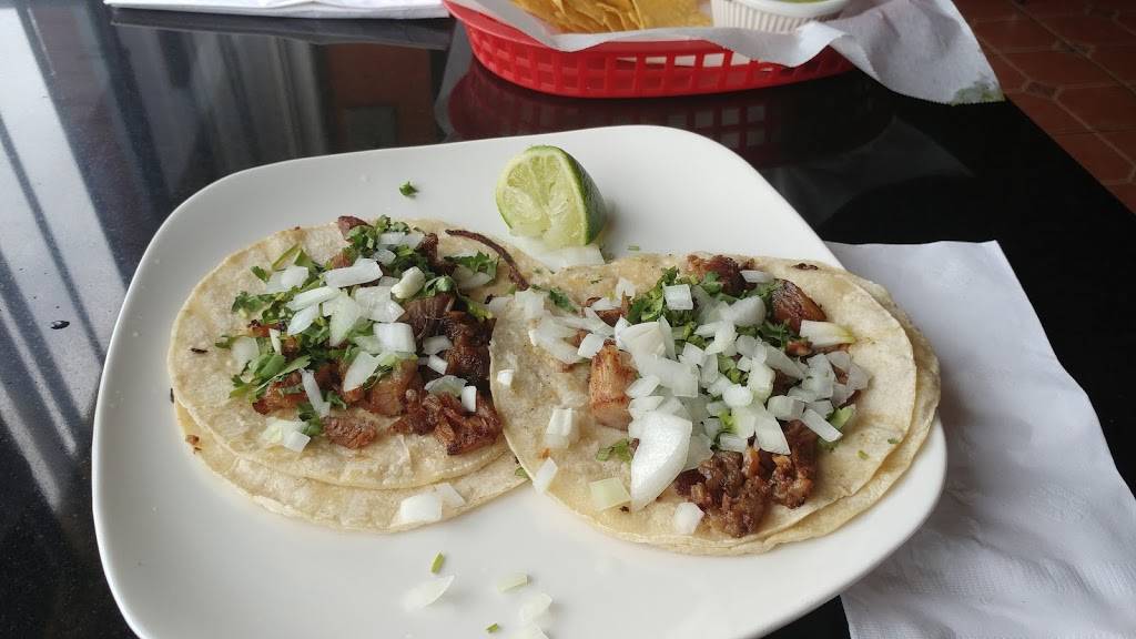 Chaparritos | restaurant | 2812 Cherokee St, St. Louis, MO 63118, USA | 3142405990 OR +1 314-240-5990