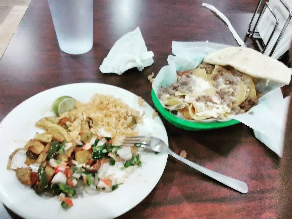 La Salsa | restaurant | 141 Main St, Savannah, GA 31408, USA | 9129641575 OR +1 912-964-1575