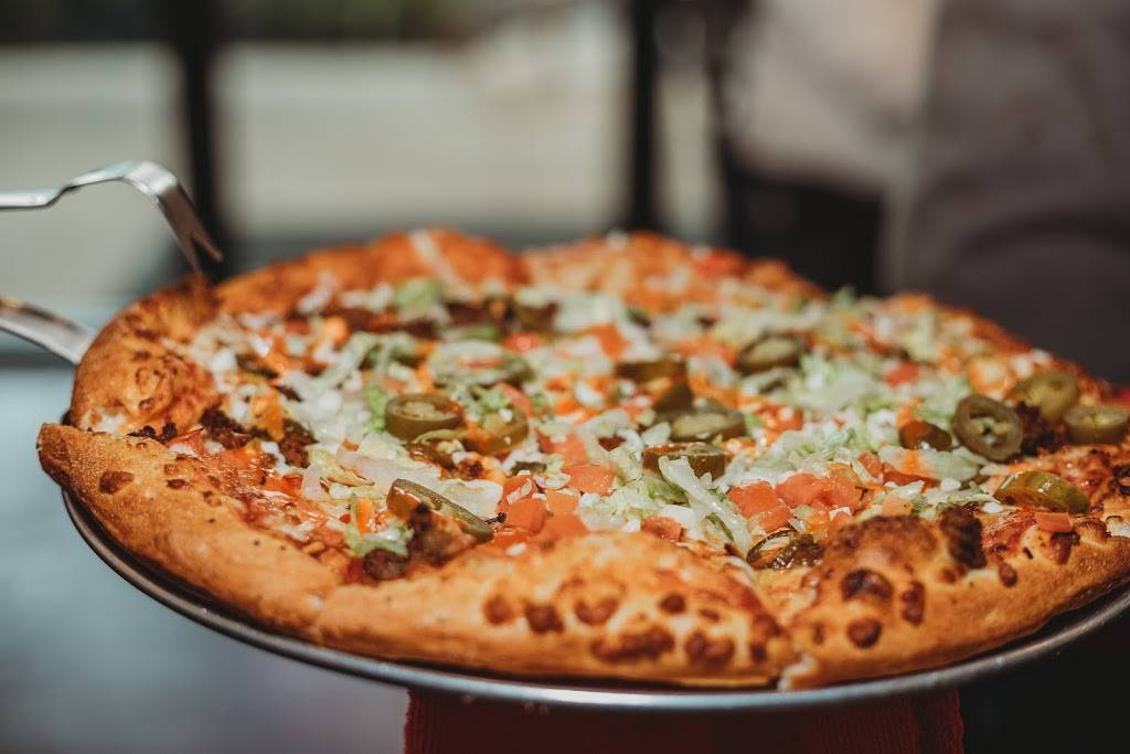 Zoners | restaurant | 8000 McBeth Way #107, The Woodlands, TX 77382, USA | 2812927100 OR +1 281-292-7100