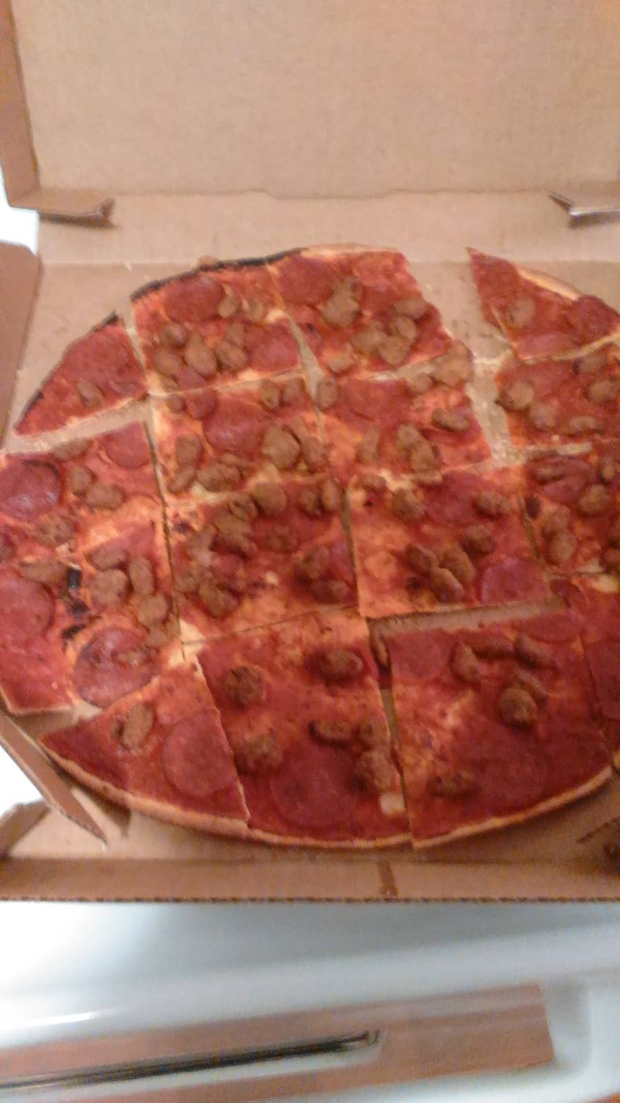 Dominos Pizza | meal delivery | 608 Vandalia St, Collinsville, IL 62234, USA | 6183458825 OR +1 618-345-8825