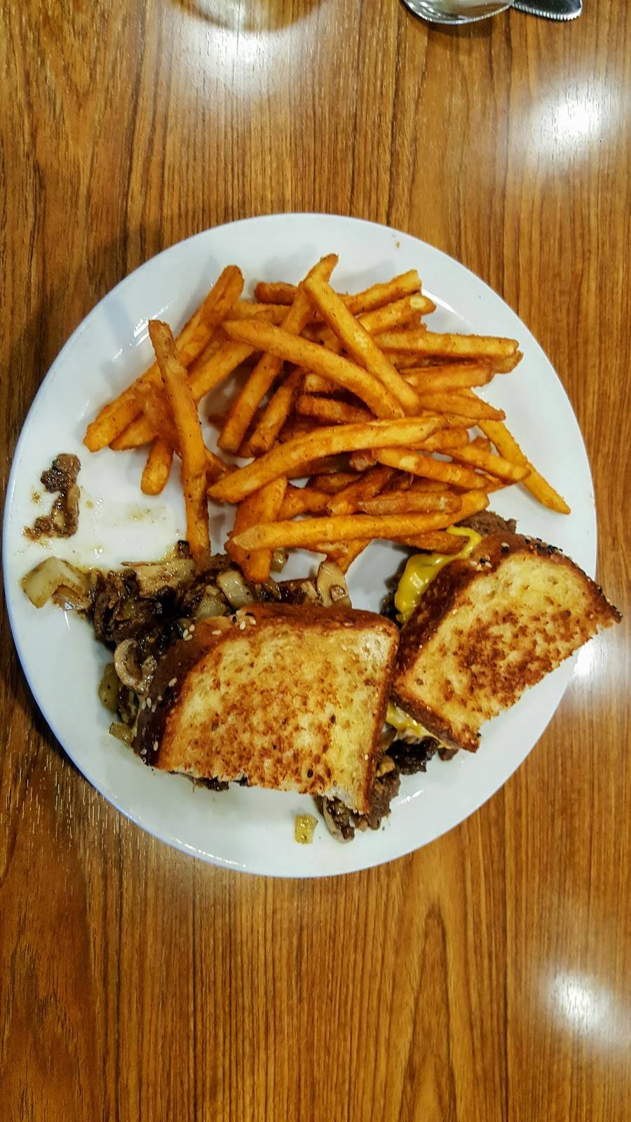 Dennys | restaurant | 2860 N Bellflower Blvd, Long Beach, CA 90815, USA | 5624292000 OR +1 562-429-2000