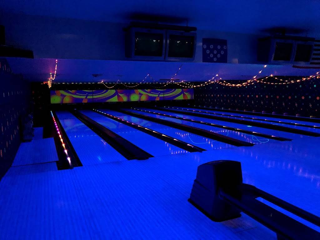 Minerva Bowl | restaurant | 917 E Lincolnway #1213, Minerva, OH 44657, USA | 3308685210 OR +1 330-868-5210
