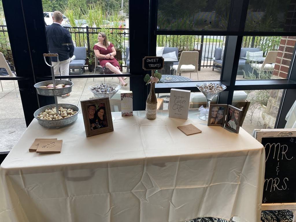 Tap and Vine | restaurant | 6443 Old Monroe Rd Suite 1A, Indian Trail, NC 28079, USA | 7047769597 OR +1 704-776-9597