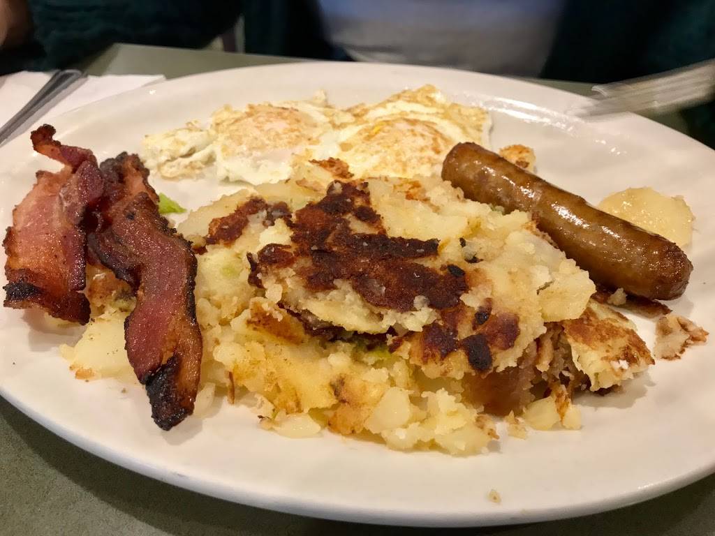 Woodrow Diner | restaurant | 1718, 655 Rossville Ave, Staten Island, NY 10309, USA | 7189847373 OR +1 718-984-7373