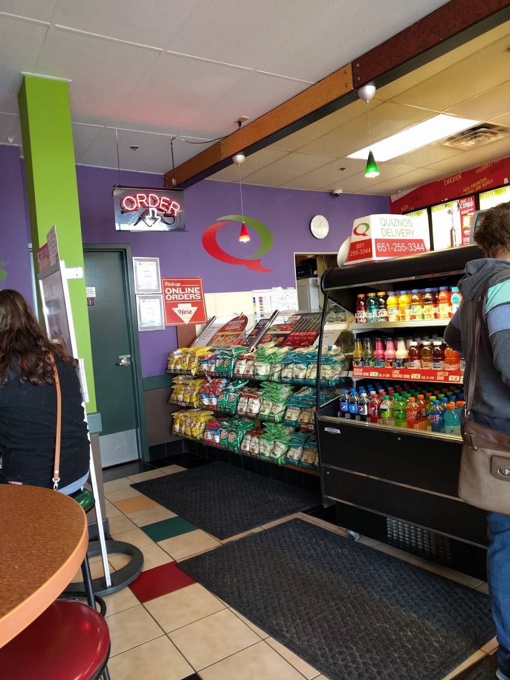 Quiznos | restaurant | 2339 Fairview Ave N, Roseville, MN 55113, USA | 6512553344 OR +1 651-255-3344