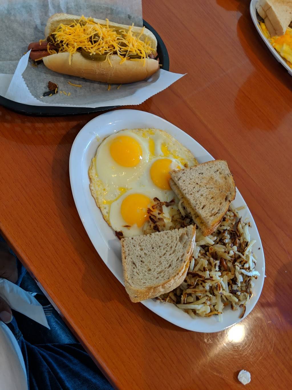 9ERS Diner | restaurant | 63 Pearl Rd, Brunswick, OH 44212, USA | 3304606357 OR +1 330-460-6357