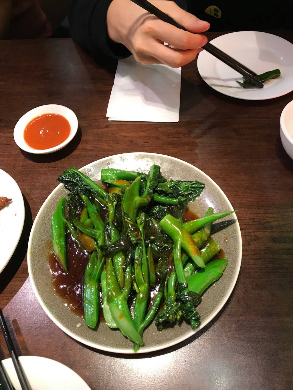 人人菜館 | restaurant | E, 324 Hwy 7 #8, Richmond Hill, ON L4B 1A6, Canada | 9058862313 OR +1 905-886-2313