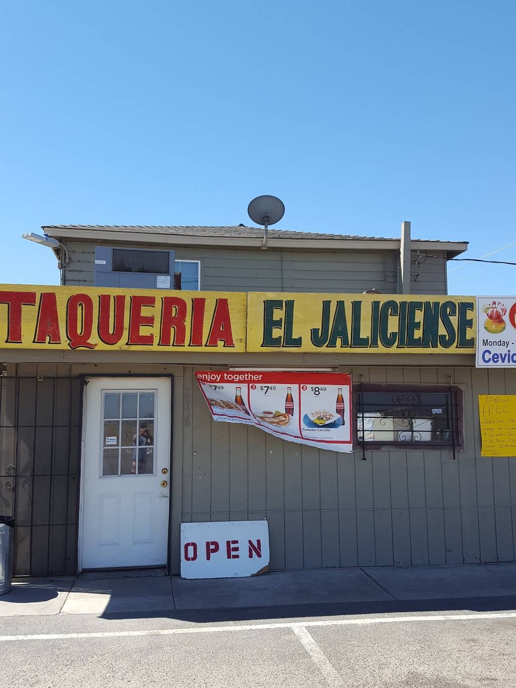 Taqueria El Jaliscience | restaurant | 2978 W Yosemite Ave, Manteca, CA 95337, USA | 2096026646 OR +1 209-602-6646