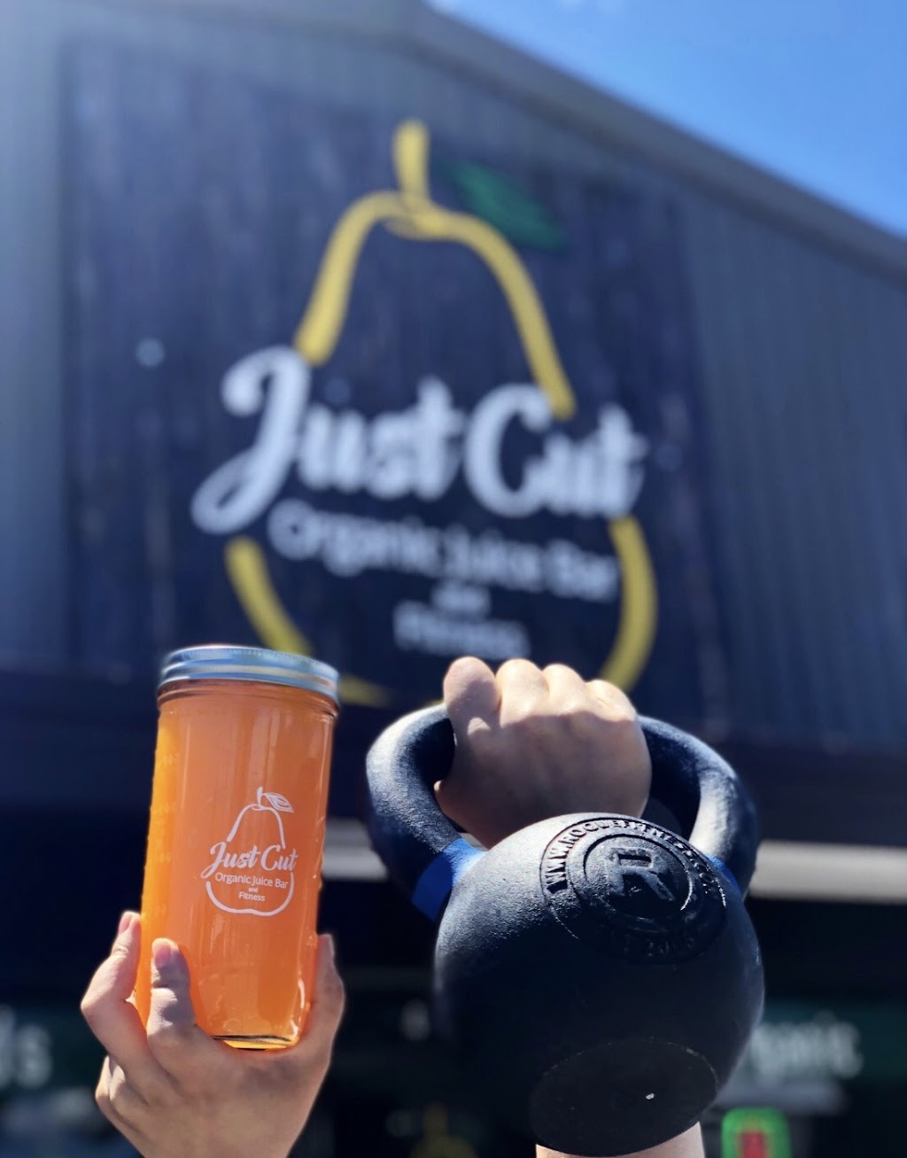 Just Cut Organic Juice Bar and Fitness | restaurant | 412 SW Evergreen Ave, Redmond, OR 97756, USA | 5417712161 OR +1 541-771-2161