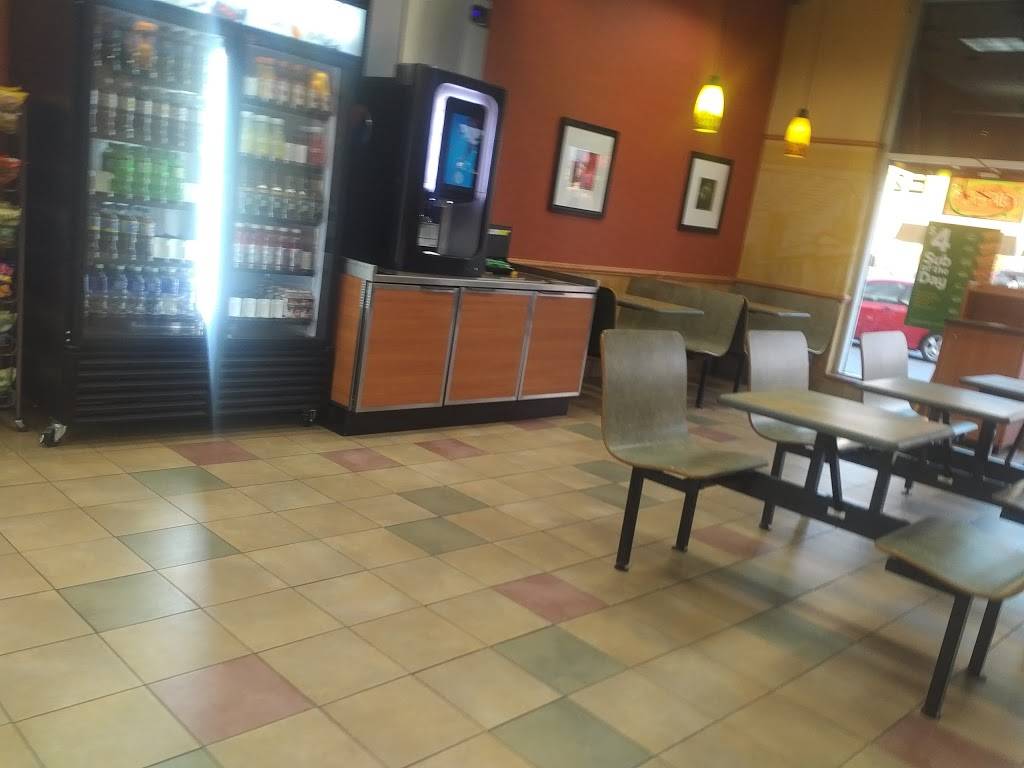 Subway | restaurant | 1900 Eglinton Ave E Unit E2, Scarborough, ON M1L 2L9, Canada | 4167500353 OR +1 416-750-0353