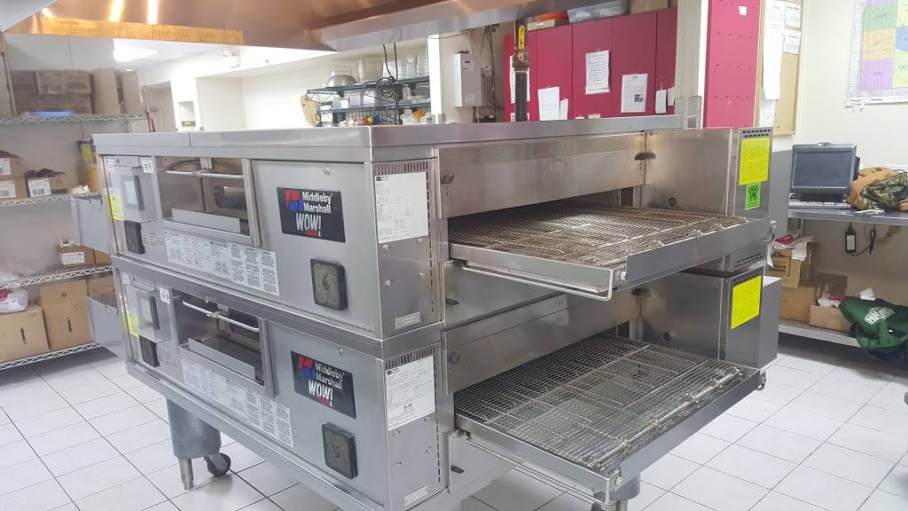 Papa Johns Pizza | restaurant | 1418 E 53rd St, Chicago, IL 60615, USA | 7737527272 OR +1 773-752-7272