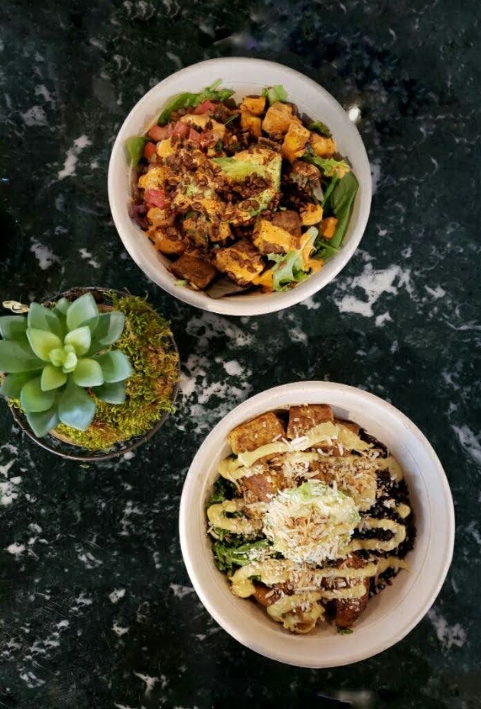 The Doral Yard | restaurant | 8455 NW 53rd St Suite 106, Doral, FL 33166, USA | 3057445038 OR +1 305-744-5038