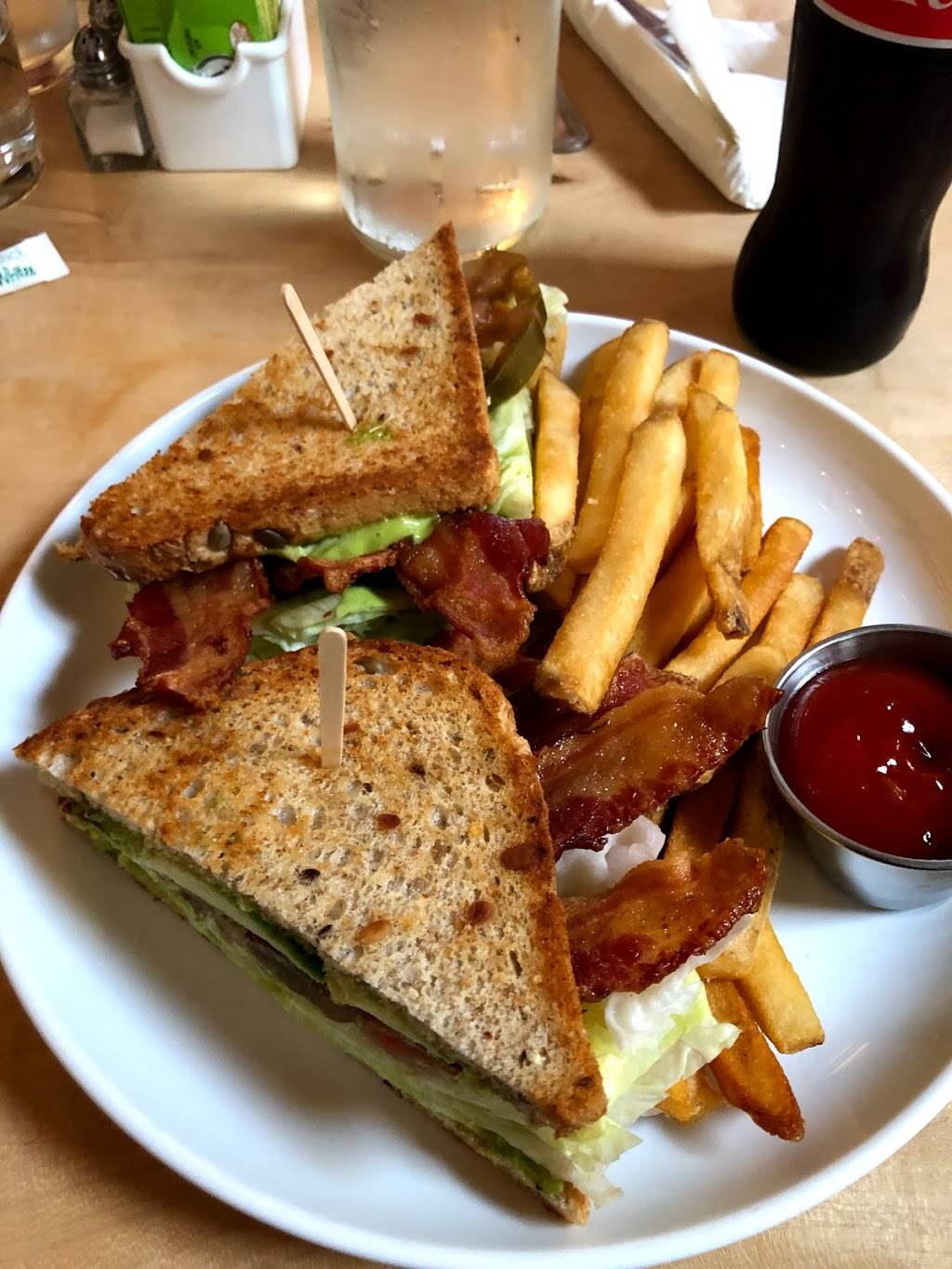 Röckenwagner | bakery | 12835 Washington Blvd, Los Angeles, CA 90066, USA | 3105770747 OR +1 310-577-0747