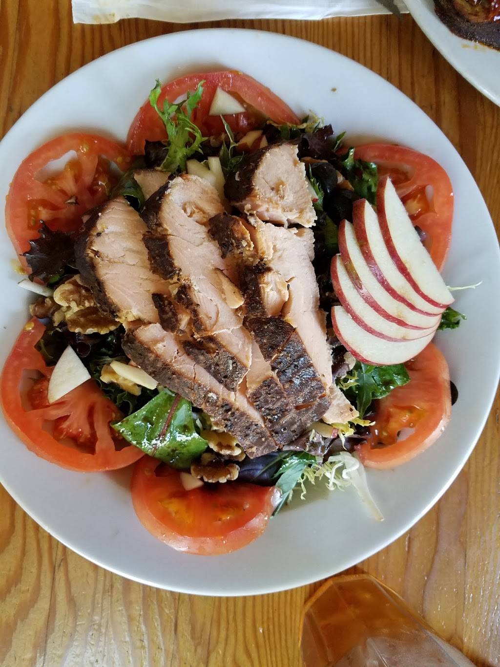 Alex Smokehouse | restaurant | 1834 Main St, Washougal, WA 98671, USA | 3603351008 OR +1 360-335-1008