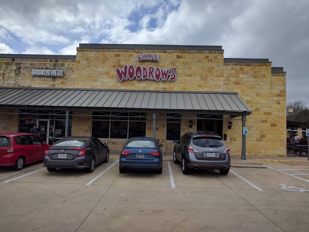 Little Woodrows Parmer Bar & Grill | restaurant | 6301 W Parmer Ln, Austin, TX 78729, USA | 5129182337 OR +1 512-918-2337