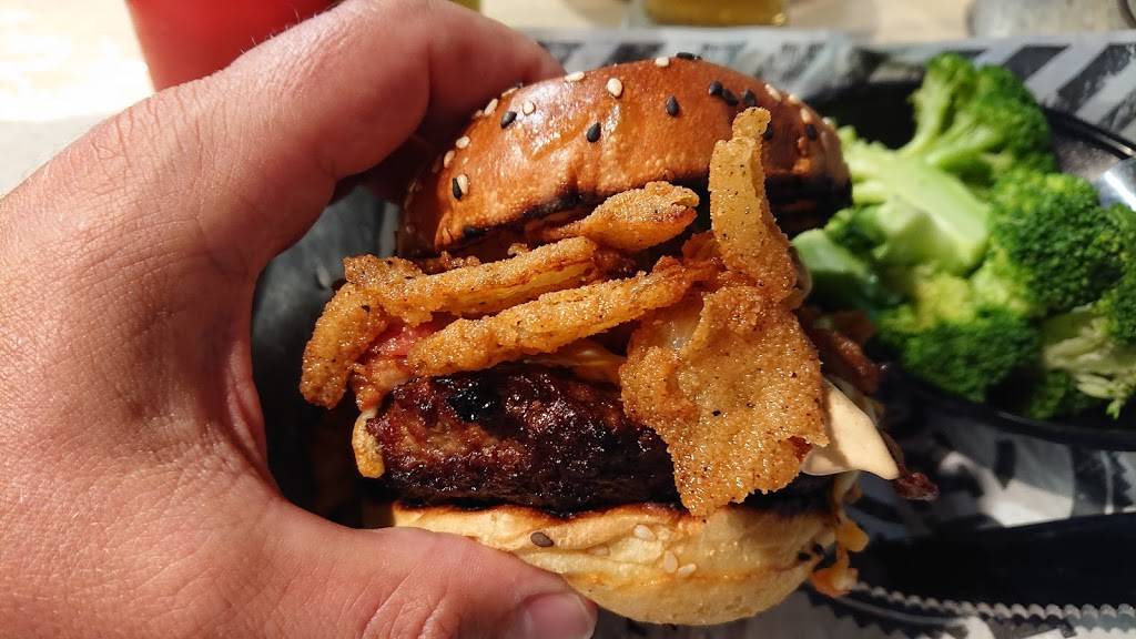 The Works Gourmet Burger Bistro | restaurant | 298 Princess St, Kingston, ON K7L 1B5, Canada | 6135476000 OR +1 613-547-6000