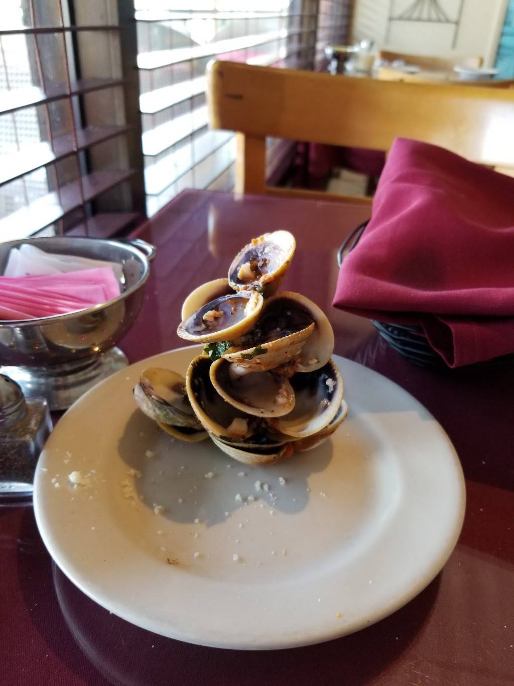 Tutto Famiglia | restaurant | 23766 Mercury Rd, Lake Forest, CA 92630, USA | 9494725466 OR +1 949-472-5466