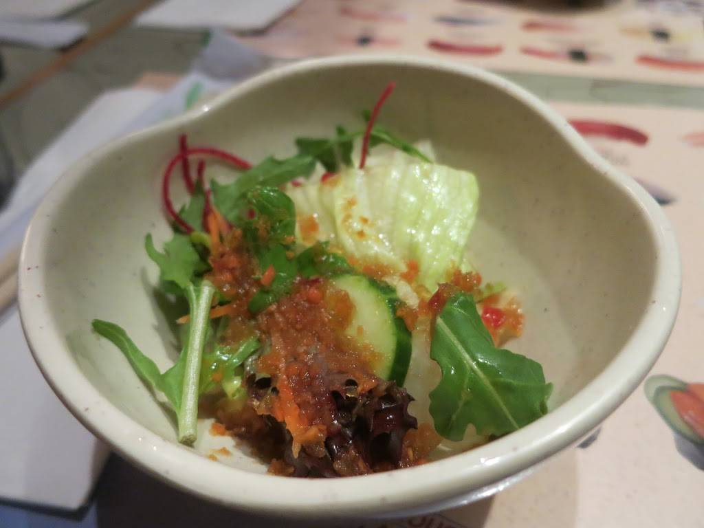 Lola Sushi | restaurant | 2070 Yonge St, Toronto, ON M4S 2A3, Canada | 4169320290 OR +1 416-932-0290