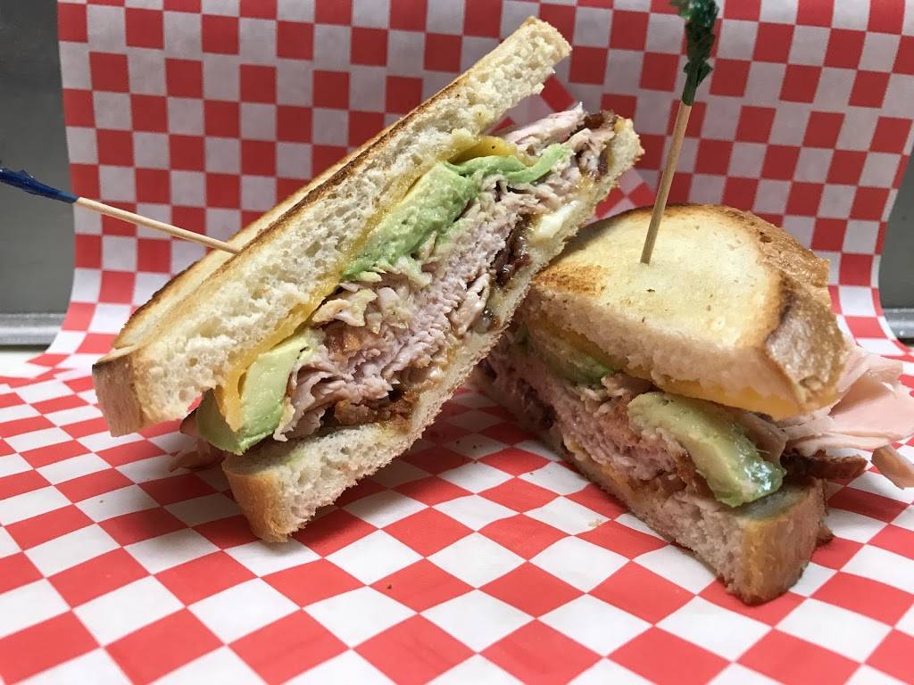 Fatboyz Sandwich Shop | restaurant | 610 TX-16, Bandera, TX 78003, USA | 8307963767 OR +1 830-796-3767