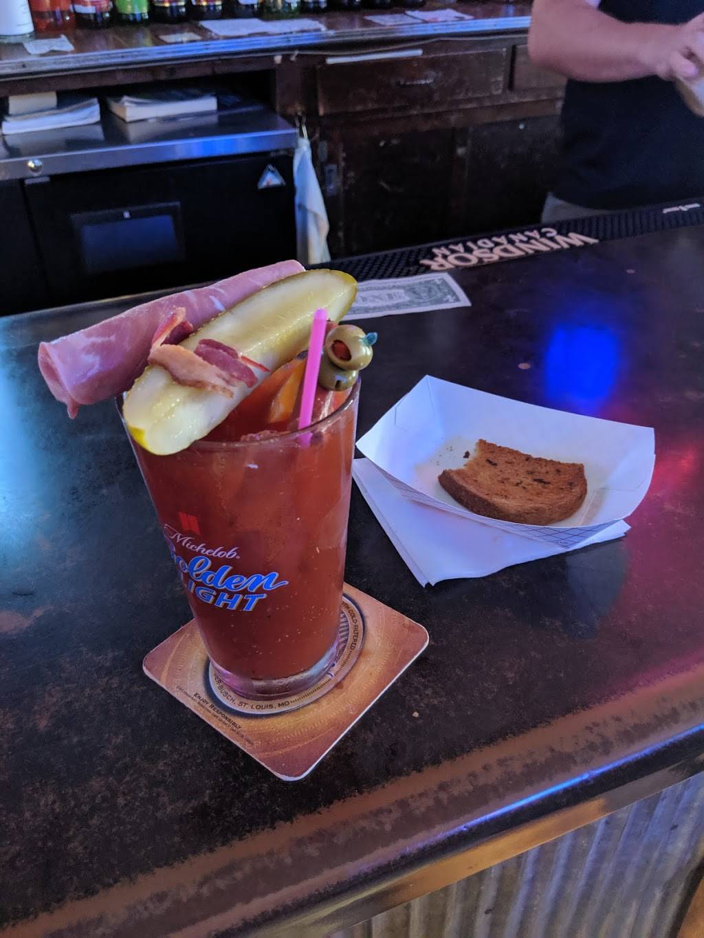 Steinys Bar | restaurant | 501 W 4th St, Winona, MN 55987, USA | 5074544380 OR +1 507-454-4380