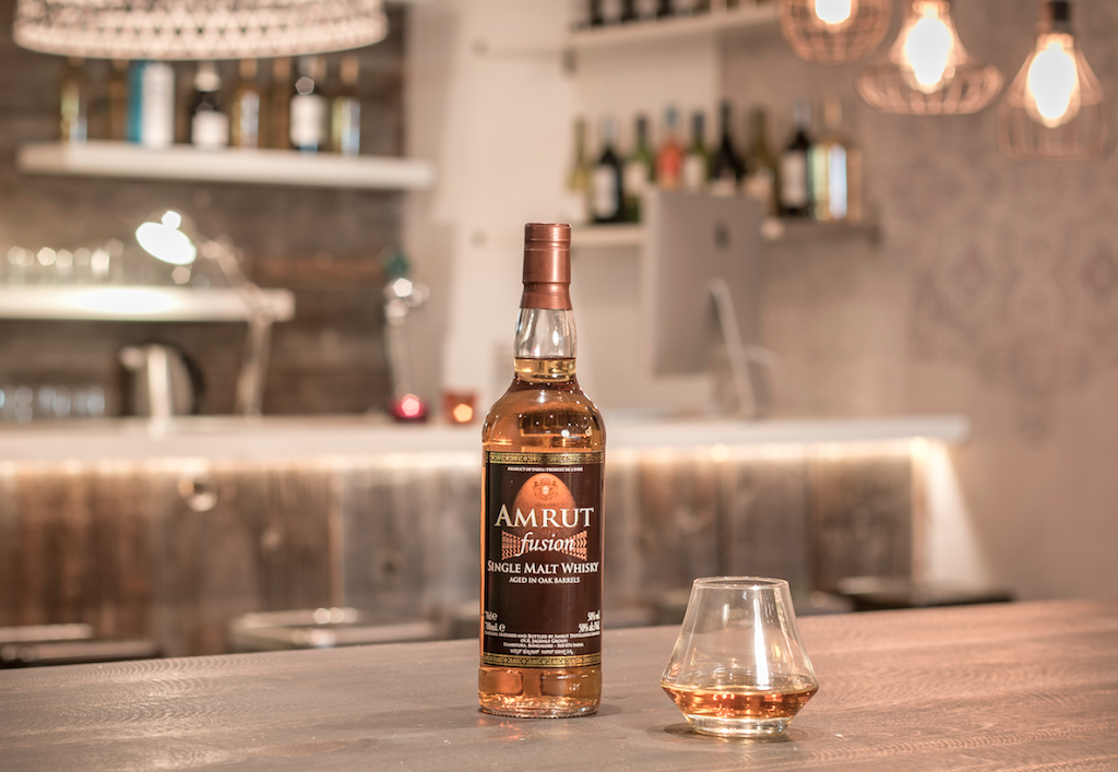 Tich | restaurant | 2314 Lake Shore Blvd W, Etobicoke, ON M8V 1B5, Canada | 6473498424 OR +1 647-349-8424