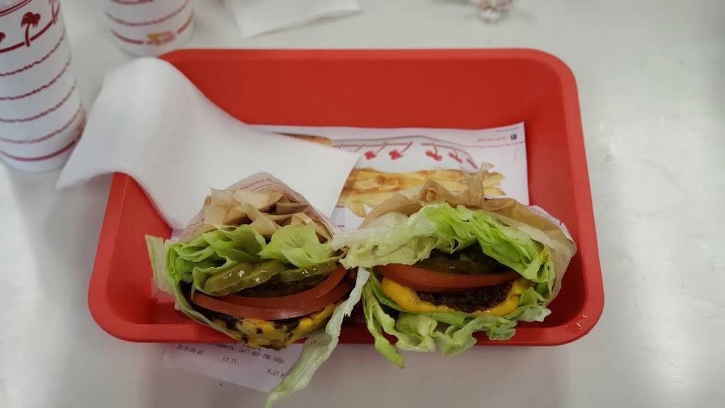 In-N-Out Burger | restaurant | 1261 S Lone Hill Ave, Glendora, CA 91740, USA | 8007861000 OR +1 800-786-1000