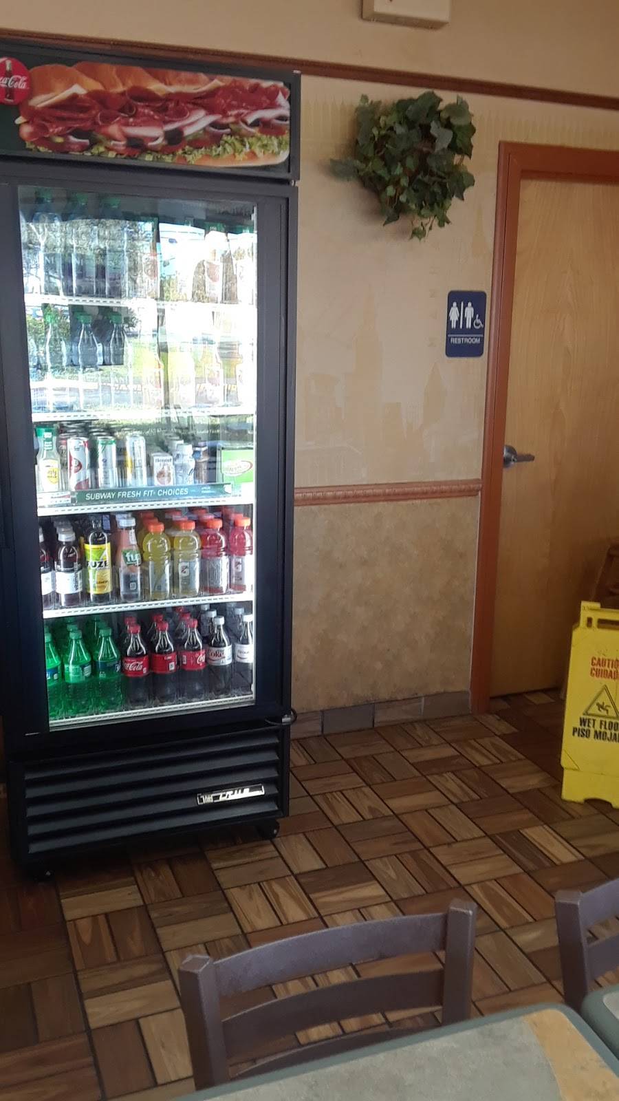 Subway Restaurants | restaurant | 8940 Taft St, Pembroke Pines, FL 33024, USA | 9544358506 OR +1 954-435-8506