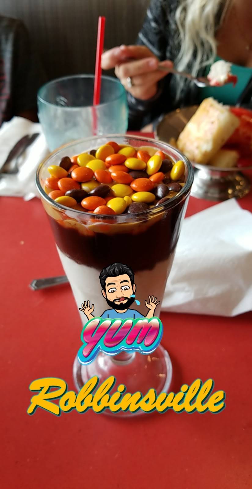 Friendlys | restaurant | 1031 Washington Blvd, Hamilton Township, NJ 08690, USA | 6094269203 OR +1 609-426-9203