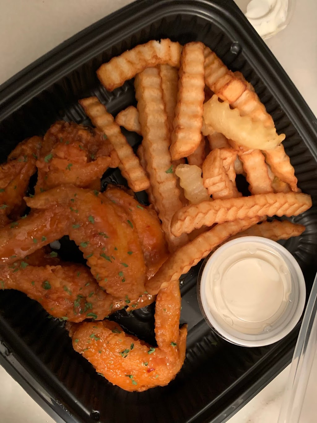 Shank Wing’s | restaurant | 14655 Princeton Ave, Dolton, IL 60419, USA | 7734540492 OR +1 773-454-0492