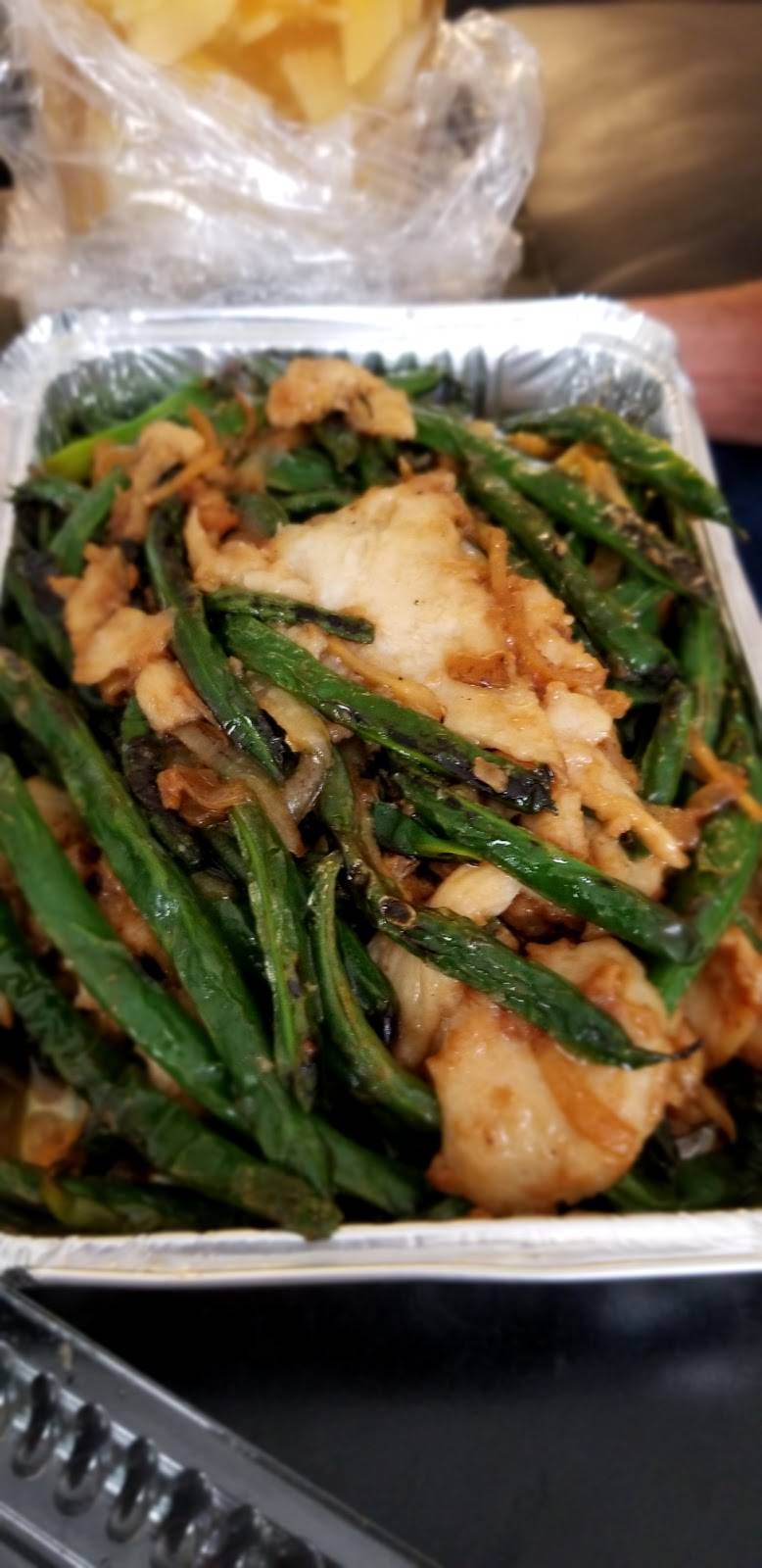 Lees | restaurant | 360 Dorset St, South Burlington, VT 05403, USA | 8026573218 OR +1 802-657-3218