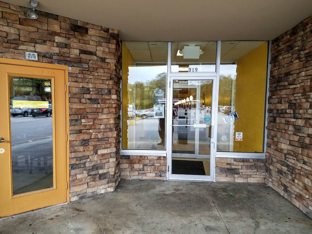 Chengs China House | restaurant | 425 Water St # 12, Chardon, OH 44024, USA | 4402853814 OR +1 440-285-3814