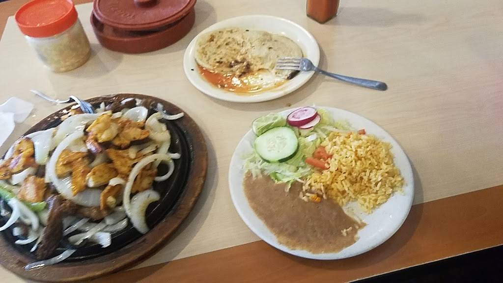 Market | Latina Restaurant | restaurant | 9753 Webb Chapel Rd #950, Dallas, TX 75220, USA | 2143502743 OR +1 214-350-2743