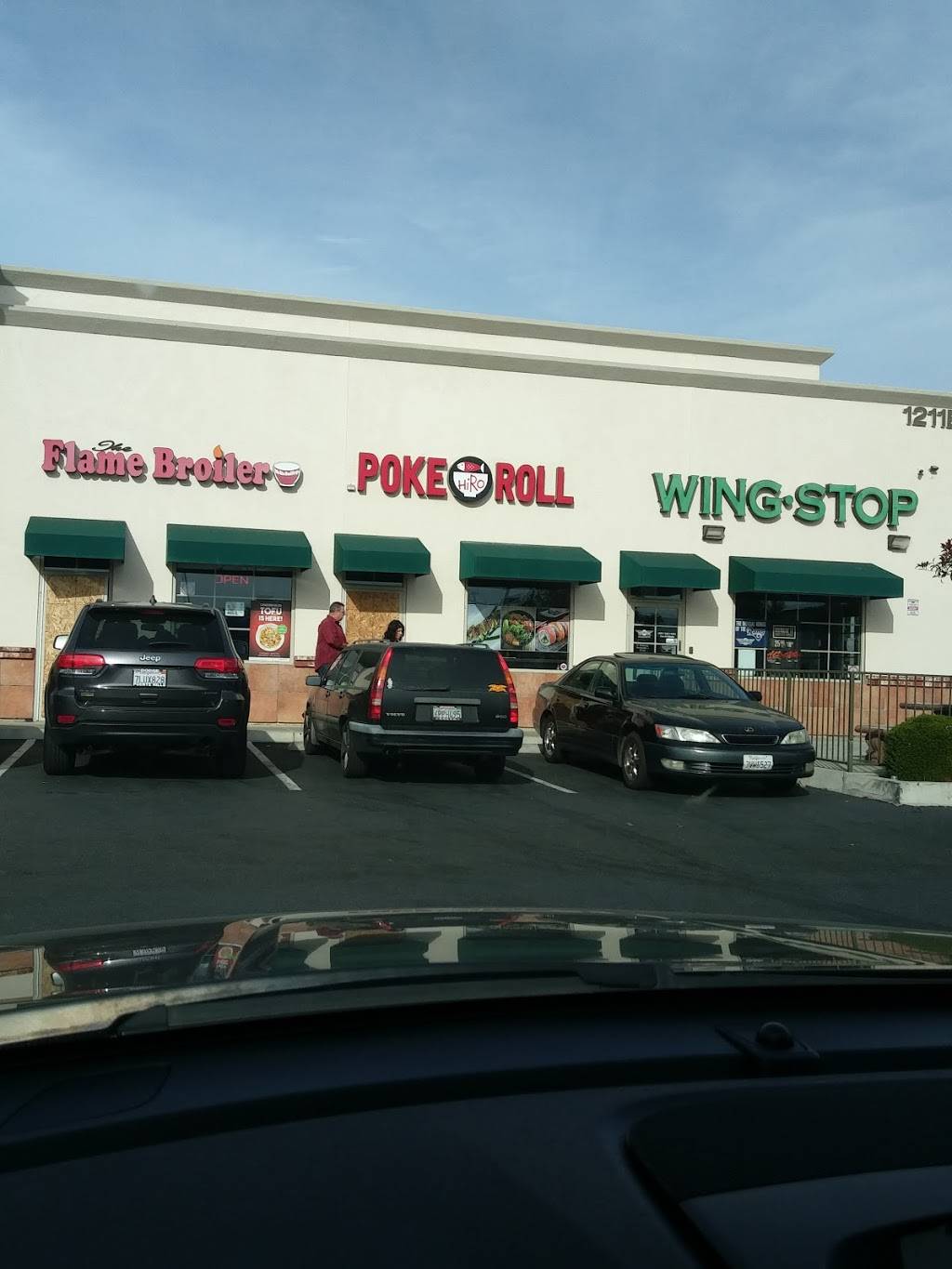 Flame Broiler | restaurant | 1211 E La Habra Blvd, La Habra, CA 90631, USA | 5626914370 OR +1 562-691-4370