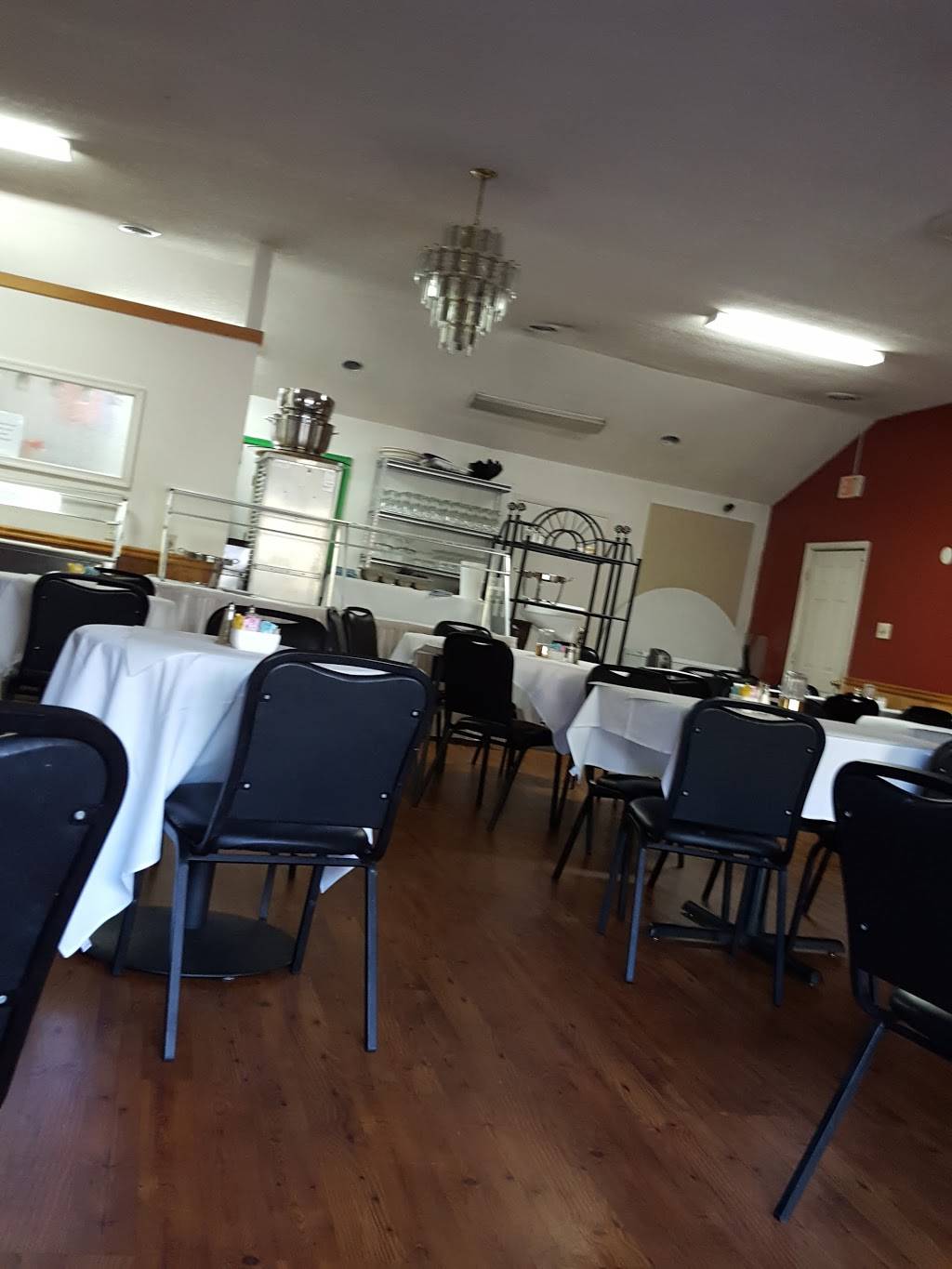 Merrediths Restaurant | restaurant | 1558 Dixie Airport Rd, Madison Heights, VA 24572, USA | 4348452997 OR +1 434-845-2997