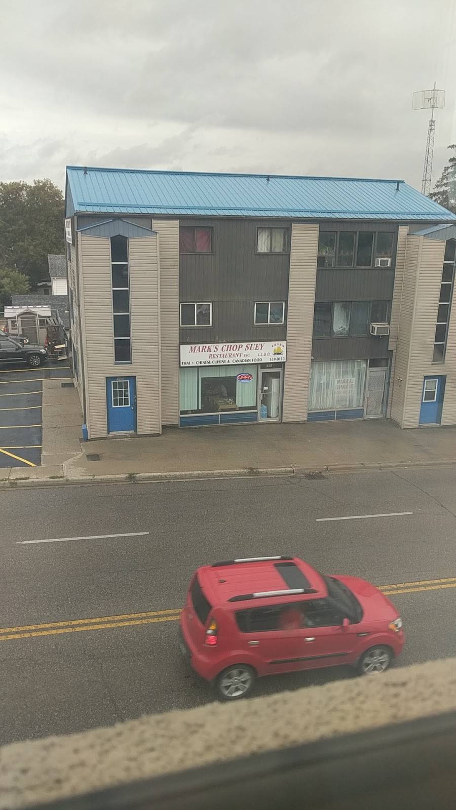 Marks Chop Suey | meal delivery | 298 Dundas St, Woodstock, ON N4S 1B2, Canada | 5195390130 OR +1 519-539-0130