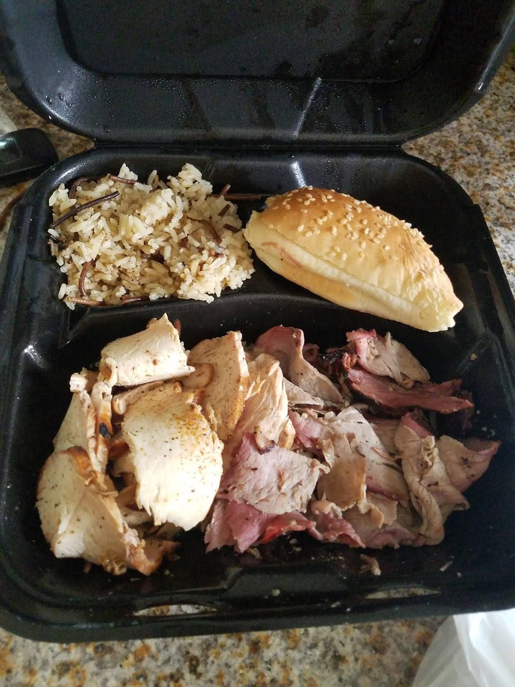 Maw n Paw BBQ | restaurant | 2686 N Clovis Ave, Fresno, CA 93727, USA | 5593489559 OR +1 559-348-9559