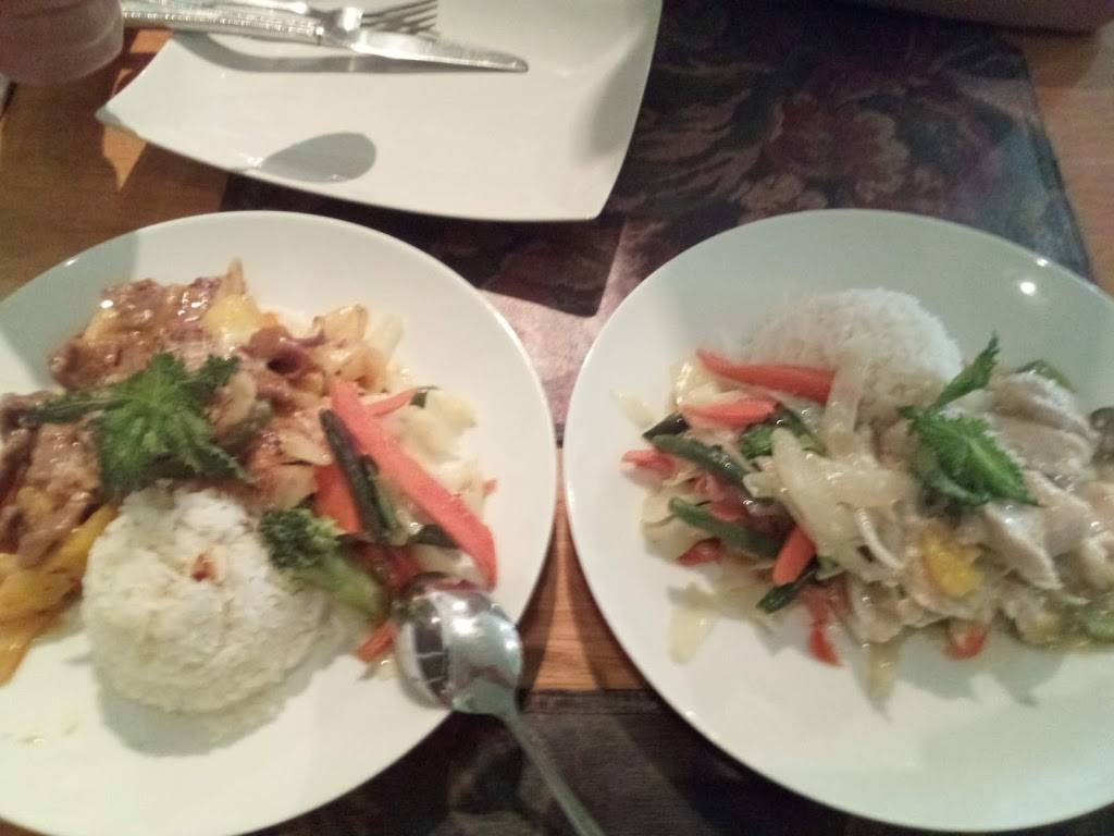 Asian Bistro | restaurant | 646 Principale St, Casselman, ON K0A 1M0, Canada | 6137642999 OR +1 613-764-2999