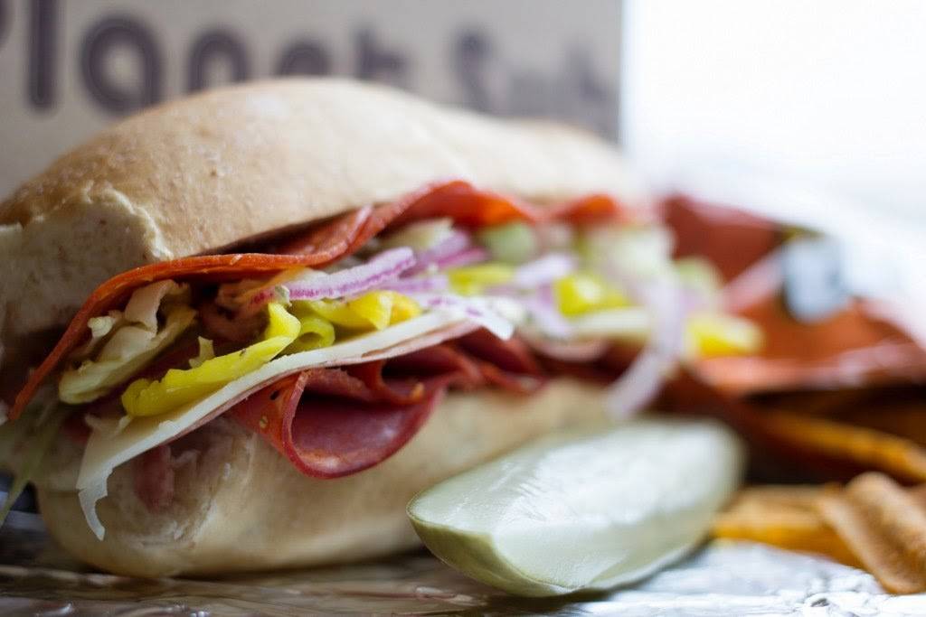 Planet Sub | restaurant | 5301 N Belt Hwy Suite 115, St Joseph, MO 64506, USA | 8162730611 OR +1 816-273-0611