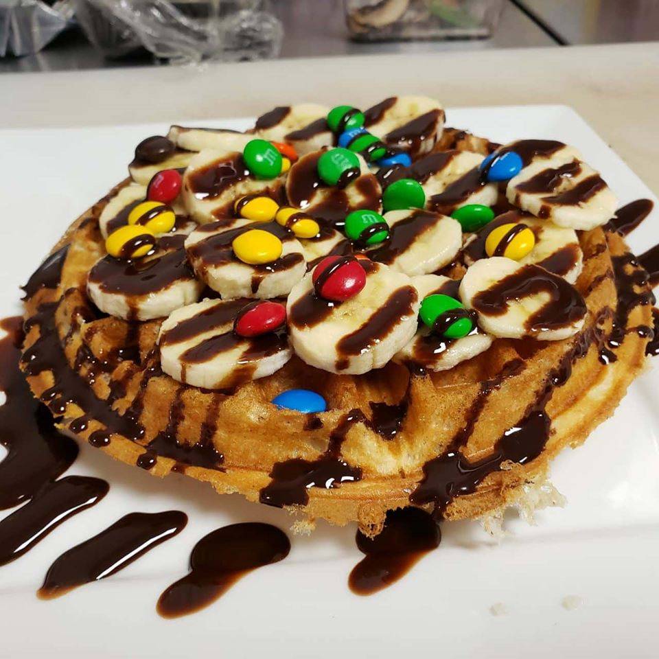 Basils Deli and cafe | restaurant | 8380 Topanga Canyon Blvd, Canoga Park, CA 91304, USA | 7478883114 OR +1 747-888-3114