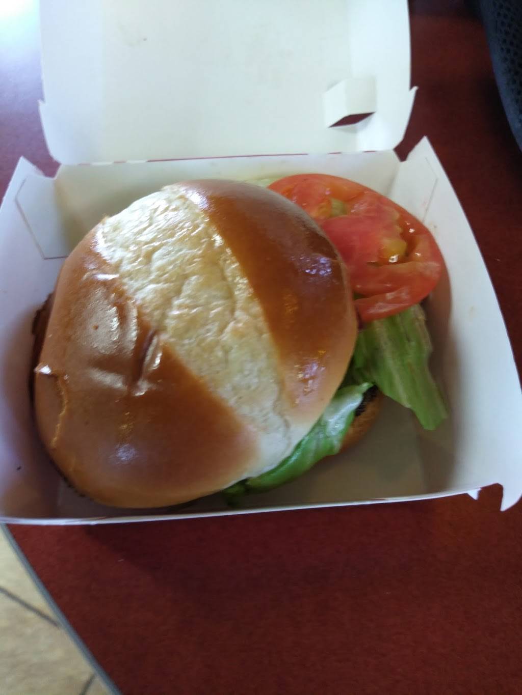 Jack in the Box | restaurant | 7910 E Speedway Blvd, Tucson, AZ 85710, USA | 5202983002 OR +1 520-298-3002