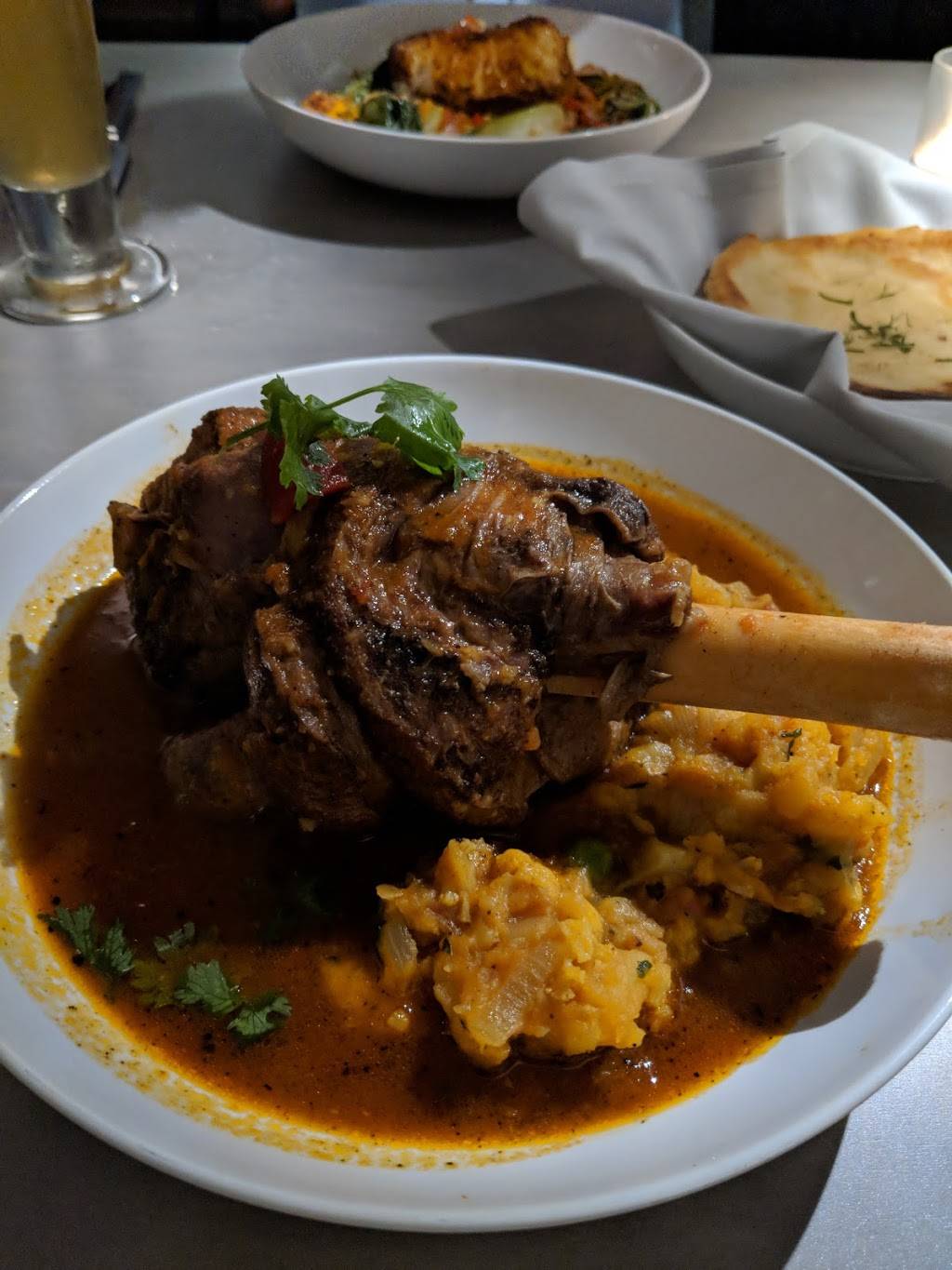 Dessous | restaurant | 312 S Main St, Ann Arbor, MI 48104, USA | 7342220202 OR +1 734-222-0202