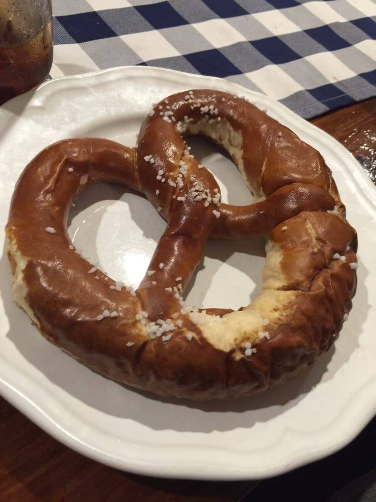 H and J German Corner | restaurant | 3674 Cleveland Ave, Fort Myers, FL 33901, USA | 3523212042 OR +1 352-321-2042