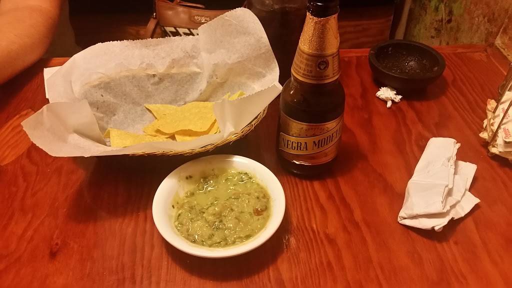 La Fuente Mexican Restaurant | restaurant | 784 W Main St, Lebanon, KY 40033, USA | 2706923800 OR +1 270-692-3800