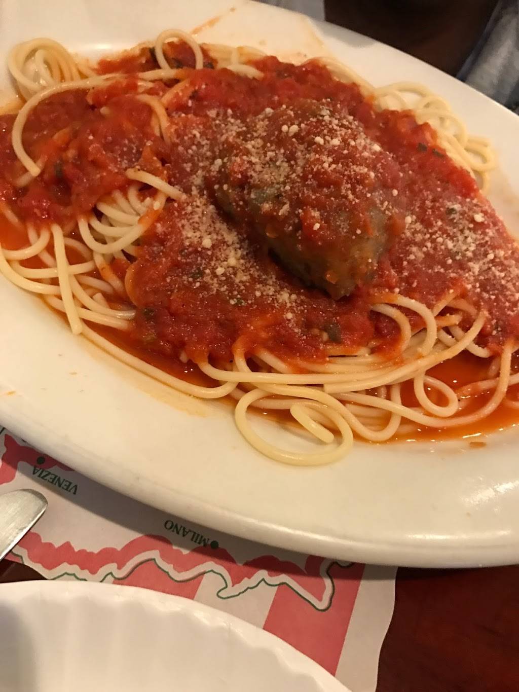 Robertos Restaurant | restaurant | 776 Carolier Ln, North Brunswick Township, NJ 08902, USA | 7322463200 OR +1 732-246-3200