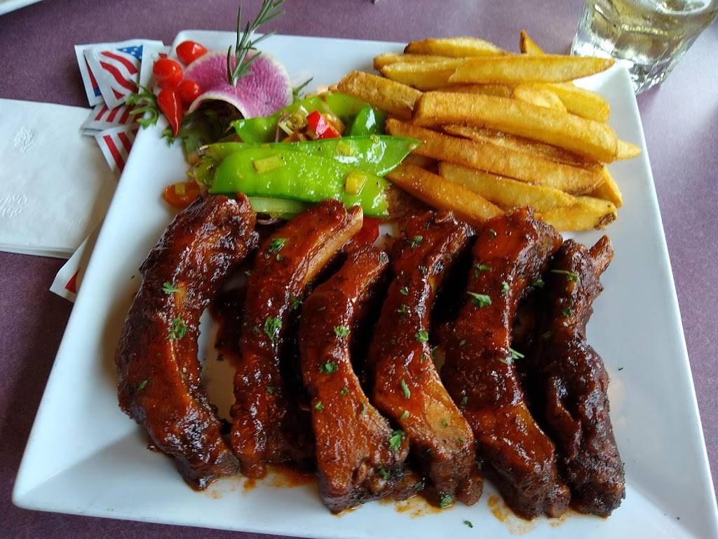 Twisted Fish Steakhouse and Sports Lounge | restaurant | 311 Broadway St, Seaside, OR 97138, USA | 5037383467 OR +1 503-738-3467